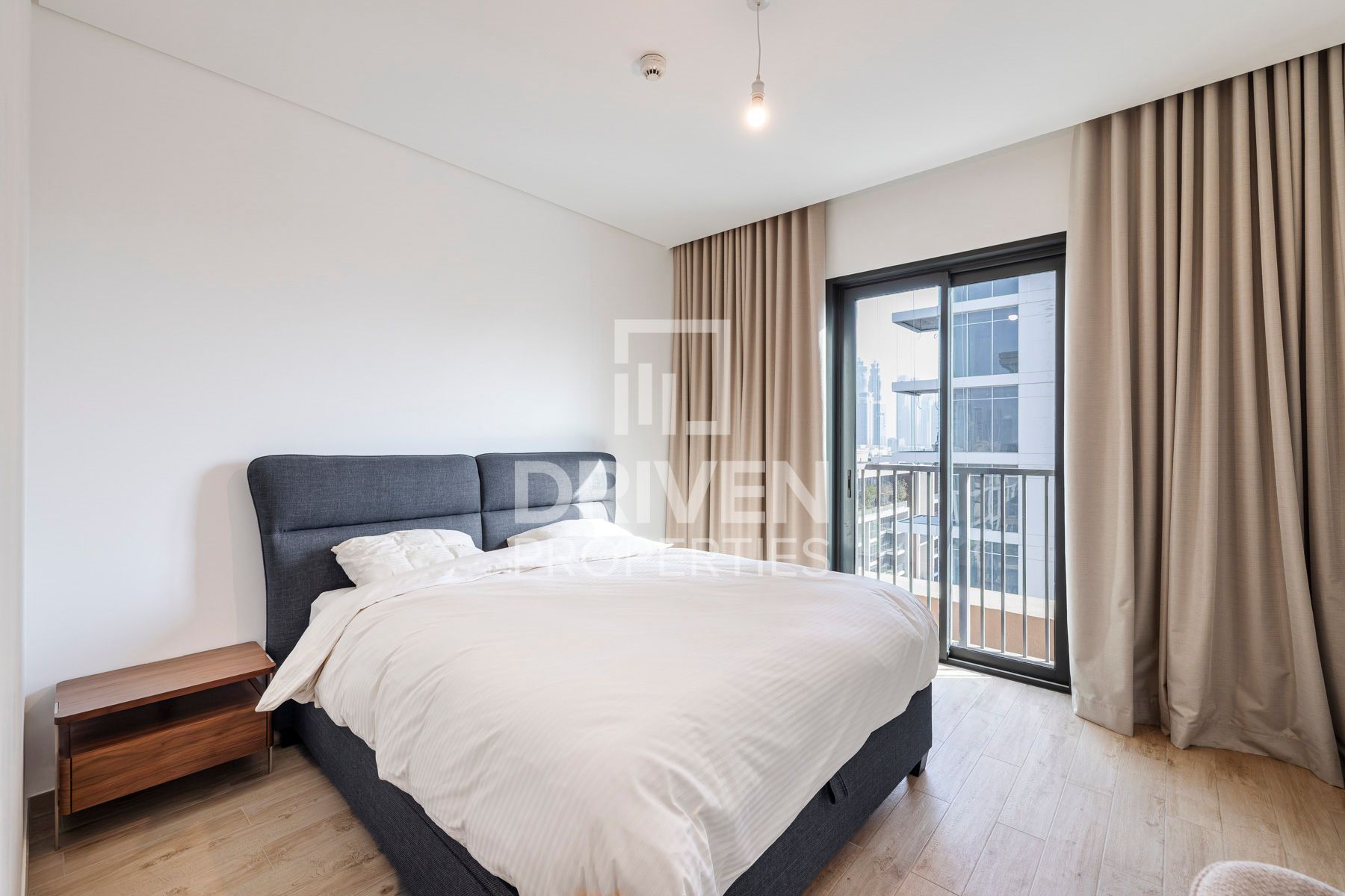 Top Floor Upgraded Corner Unit Vacant