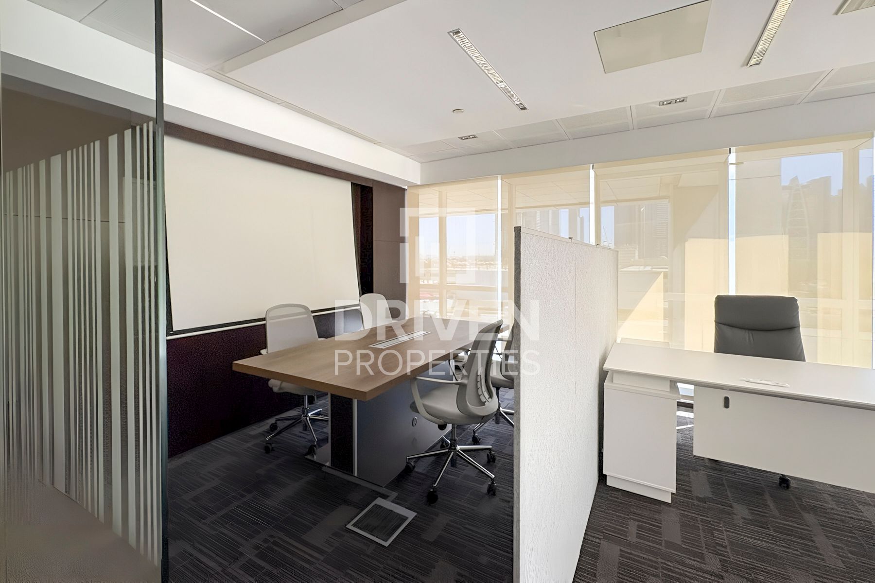 Fully Furnished office Huge Layout Lake View