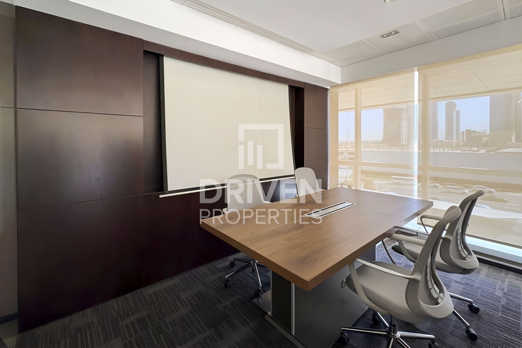 Fully Furnished office Huge Layout Lake View