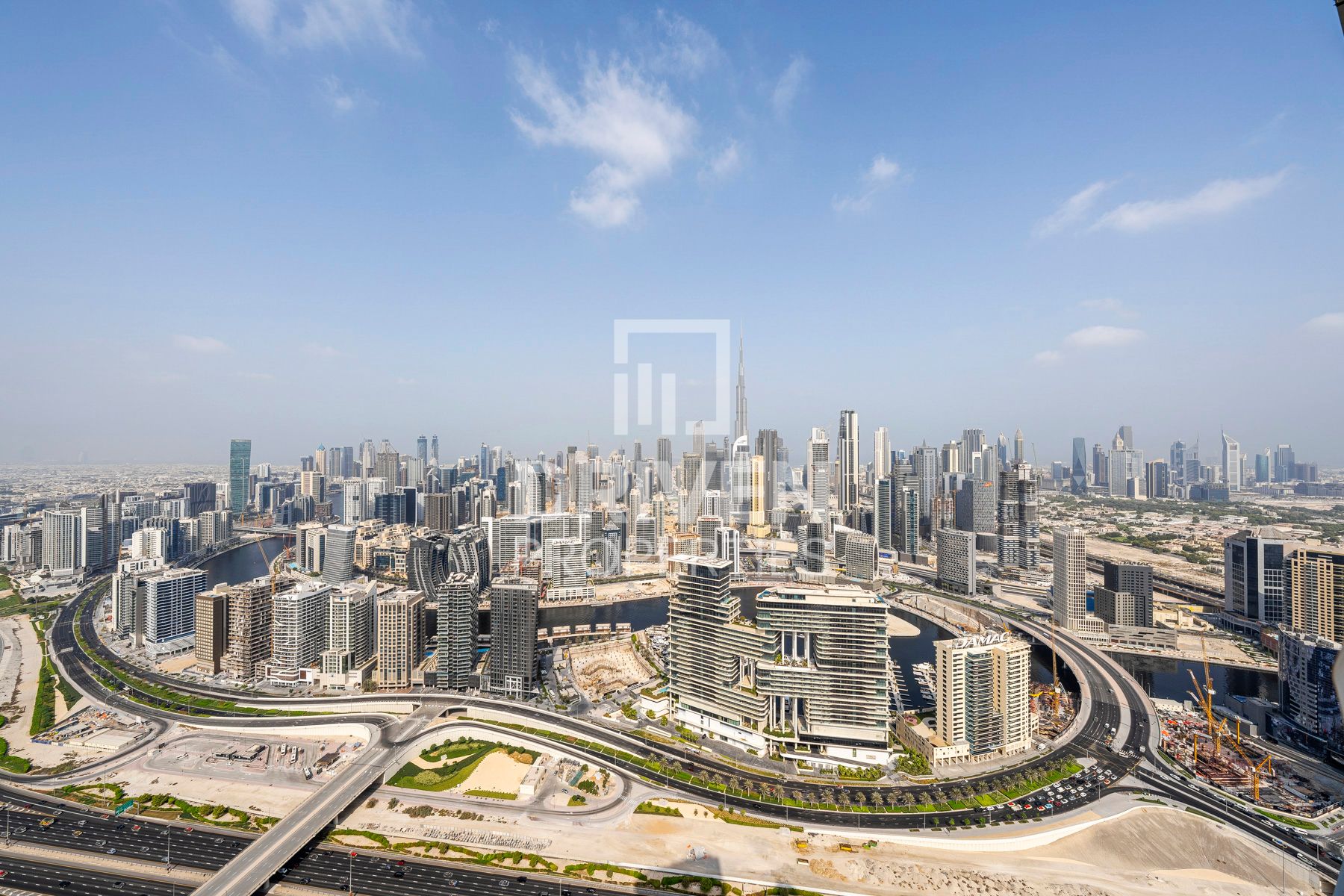 Best Deal Burj Khalifa View Huge Layout