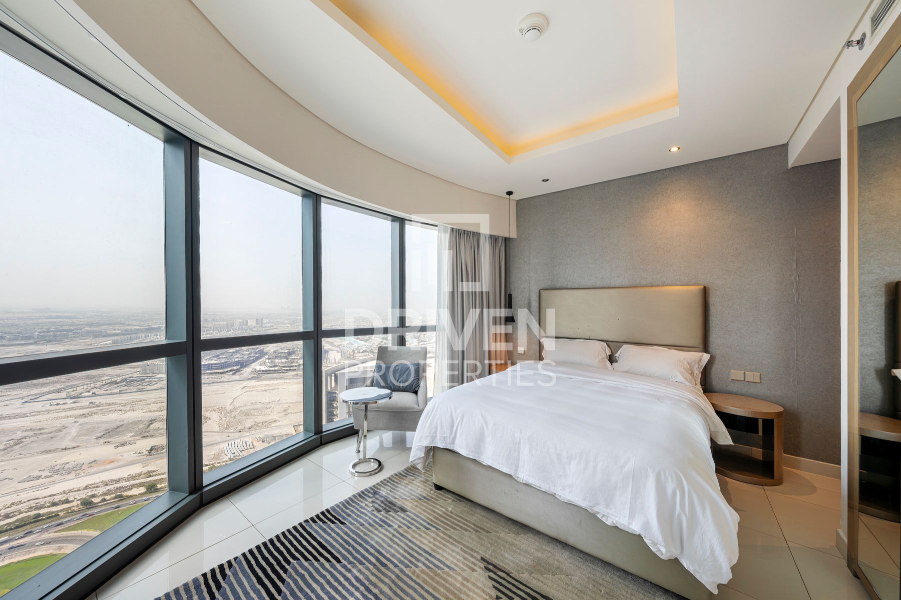 Best Deal Burj Khalifa View Huge Layout