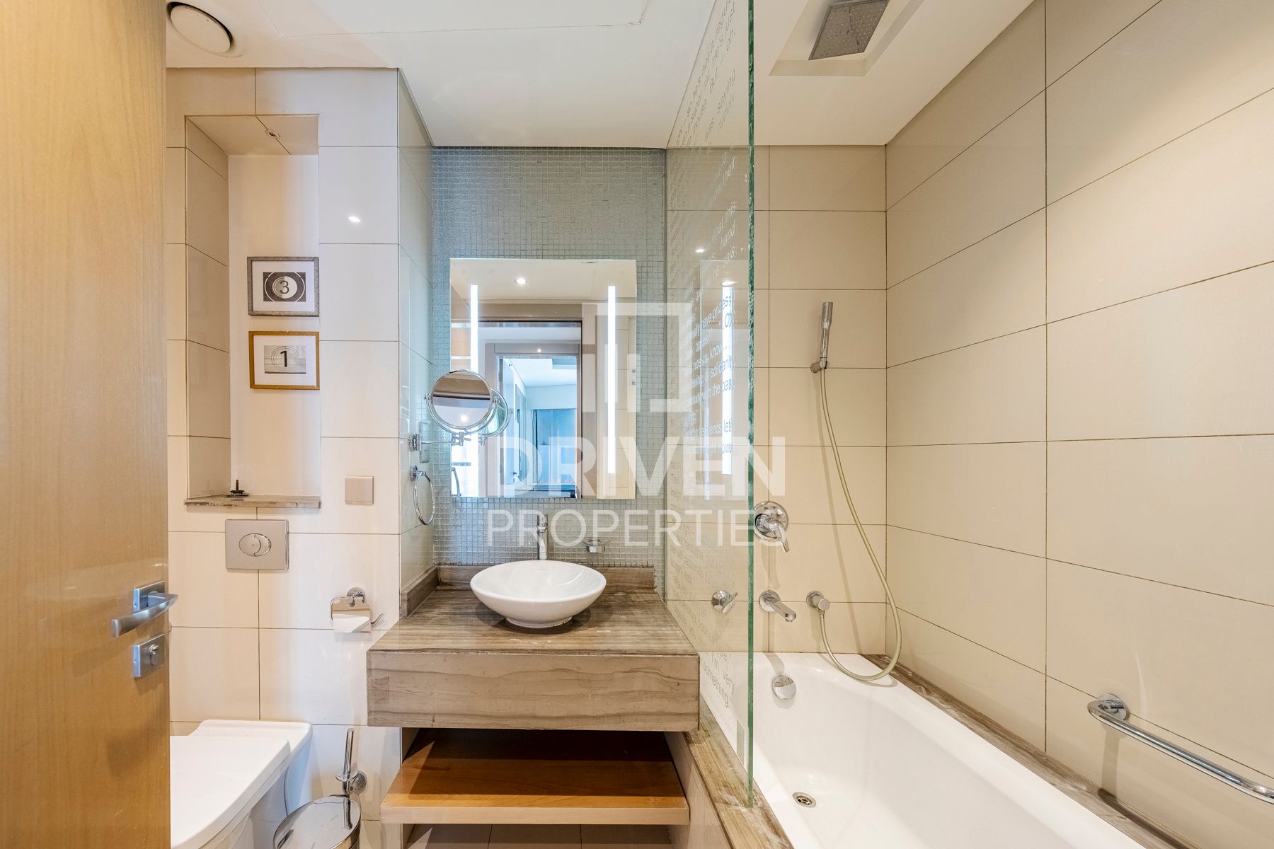 Best Deal Burj Khalifa View Huge Layout