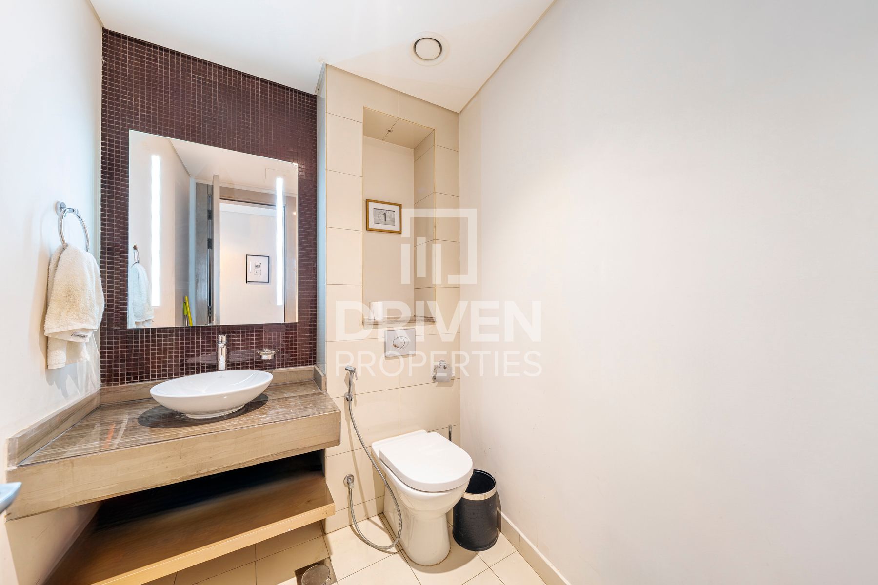 Best Deal Burj Khalifa View Huge Layout