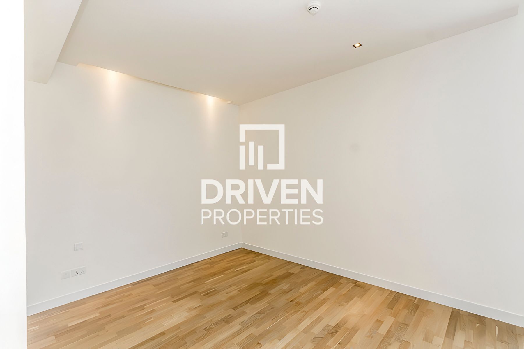 Ready to move in and Spacious Apartment Well-managed