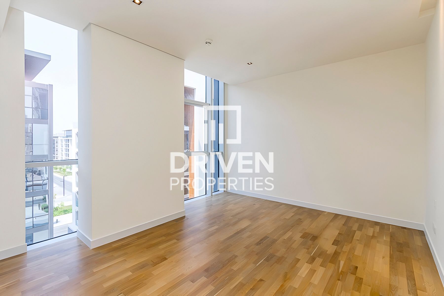 Ready to move in and Spacious Apartment Well-managed