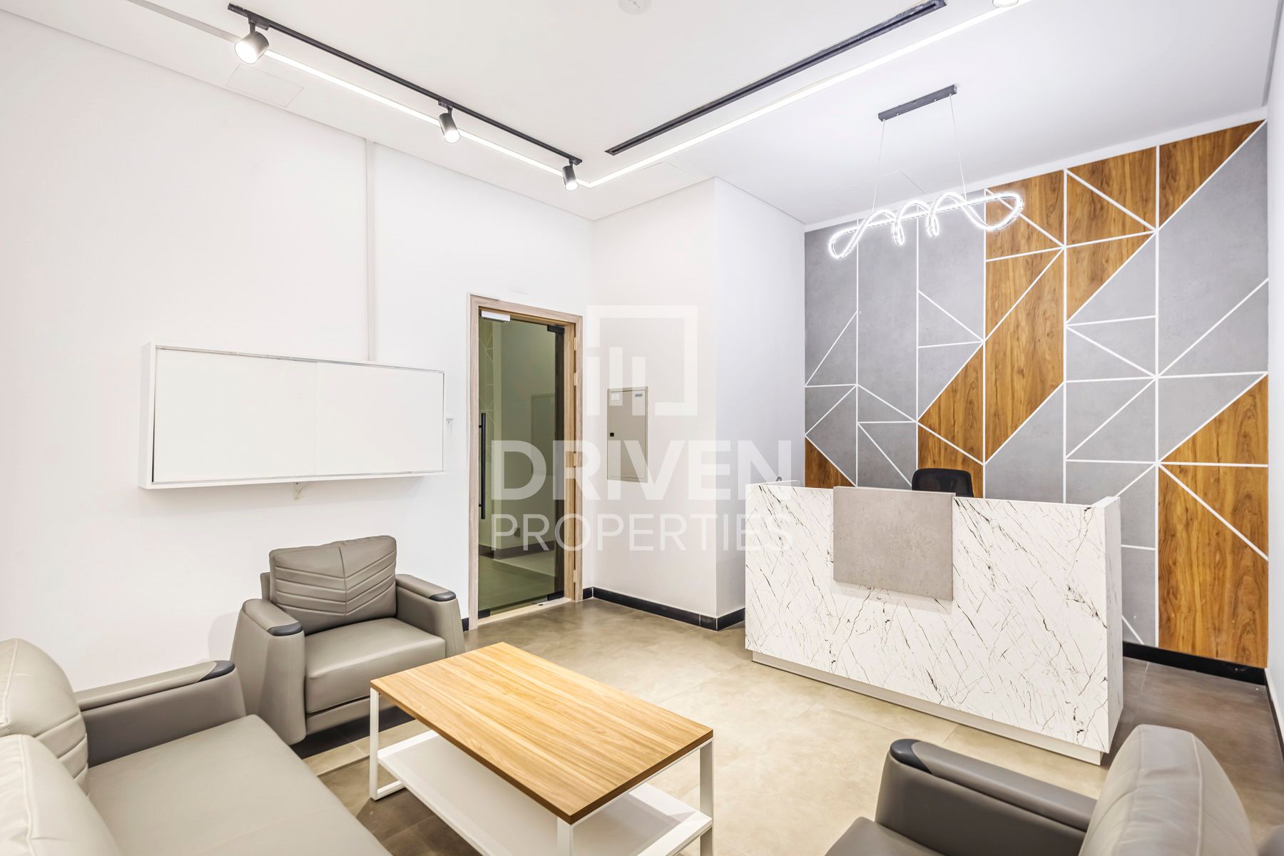 Prime Location Unique Layout Furnished