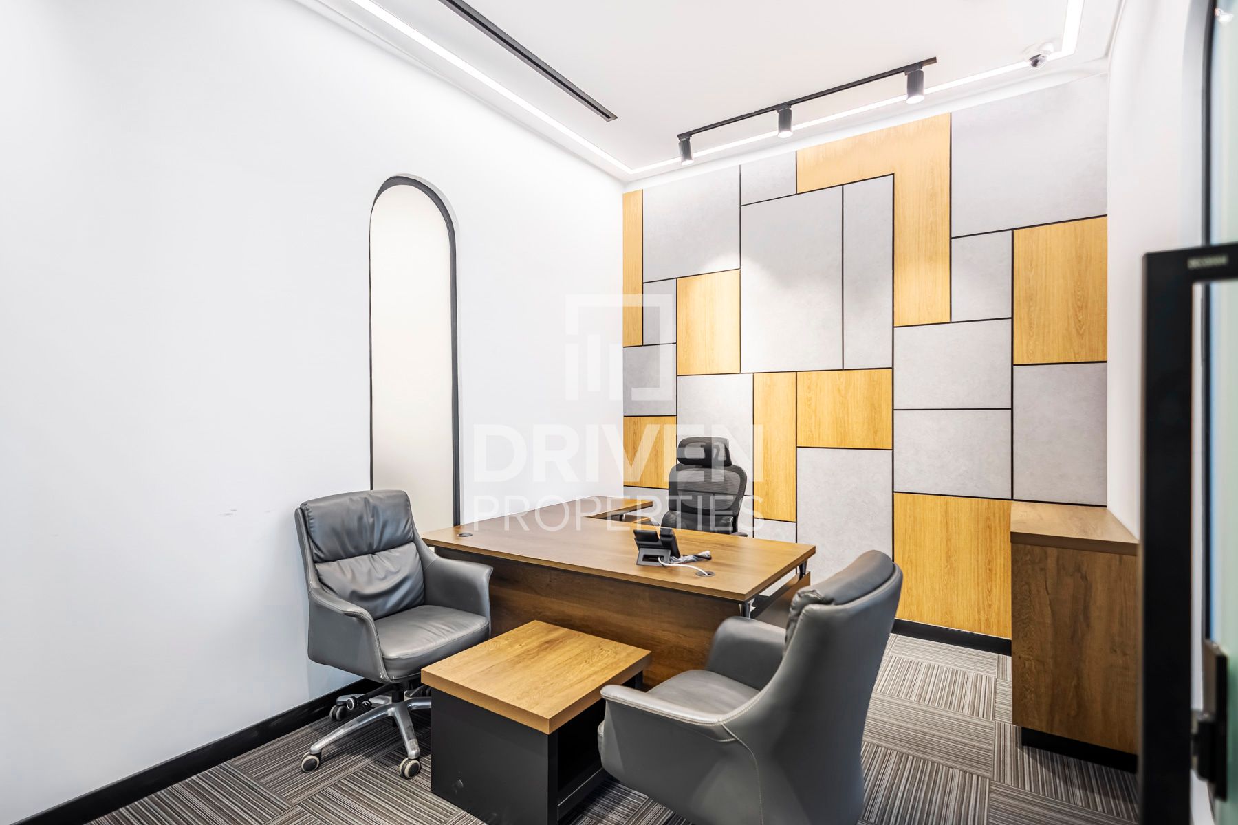 Prime Location Unique Layout Furnished