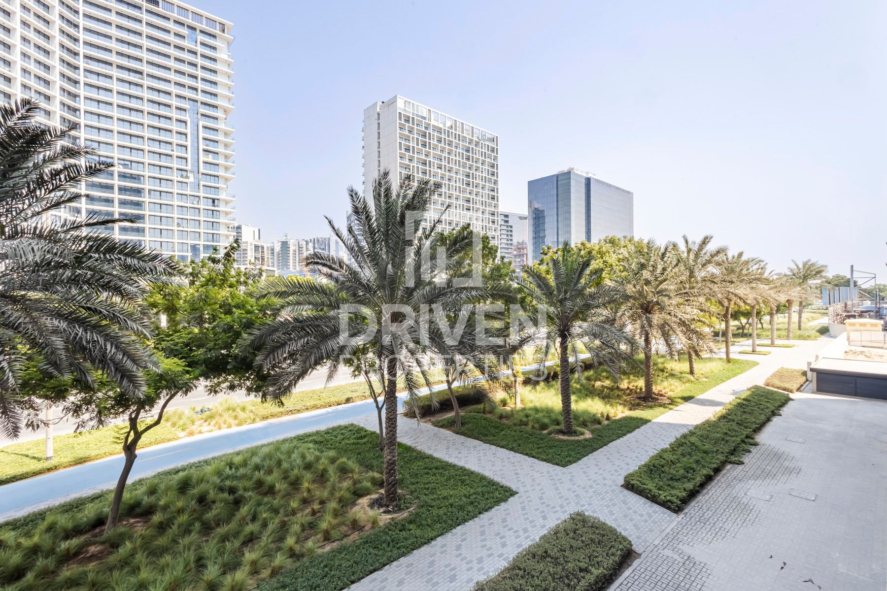 Prime Location Unique Layout Furnished