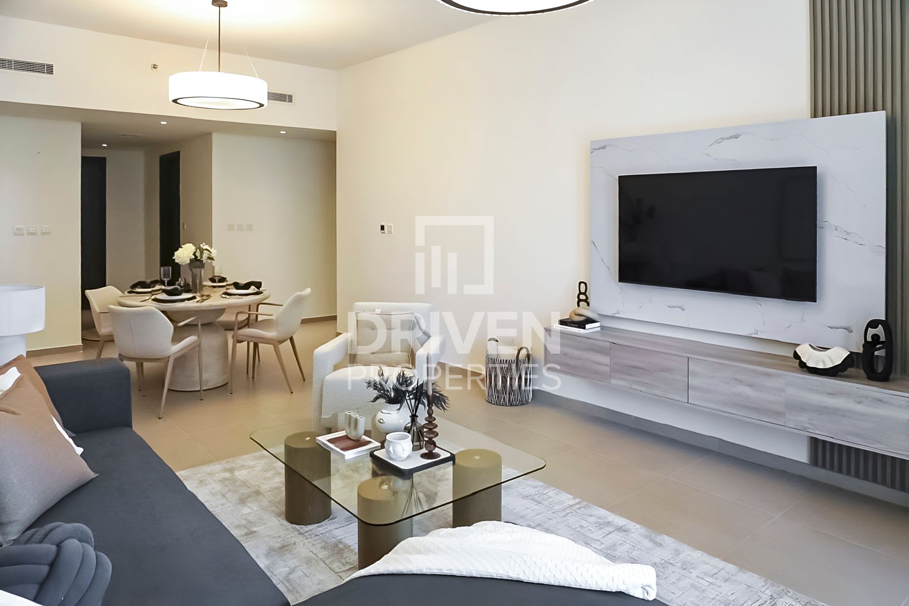 Excellent Location High Floor Fully Furnished