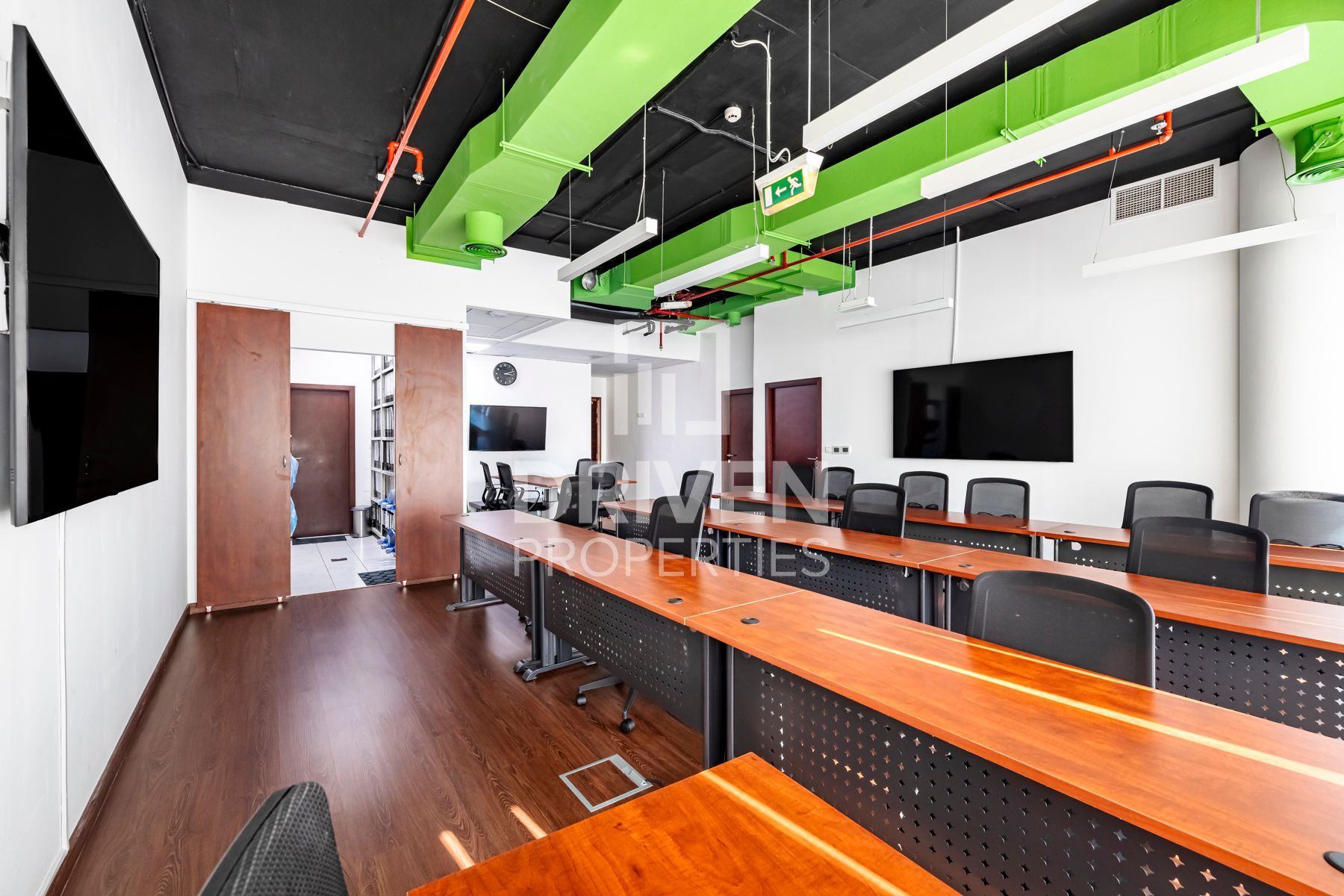 3 Offices Connected Combined Size 3000 Sqft