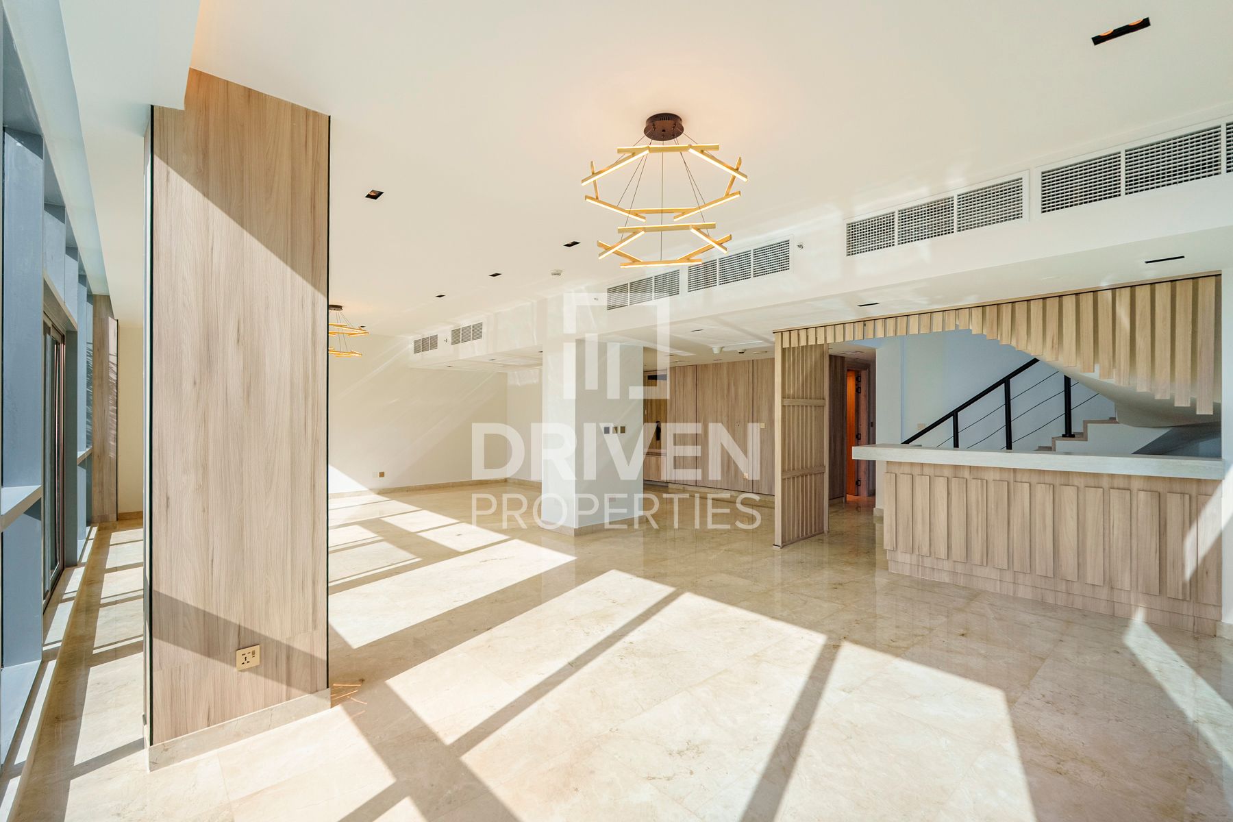 Premium Location Spacious Layout Lake View