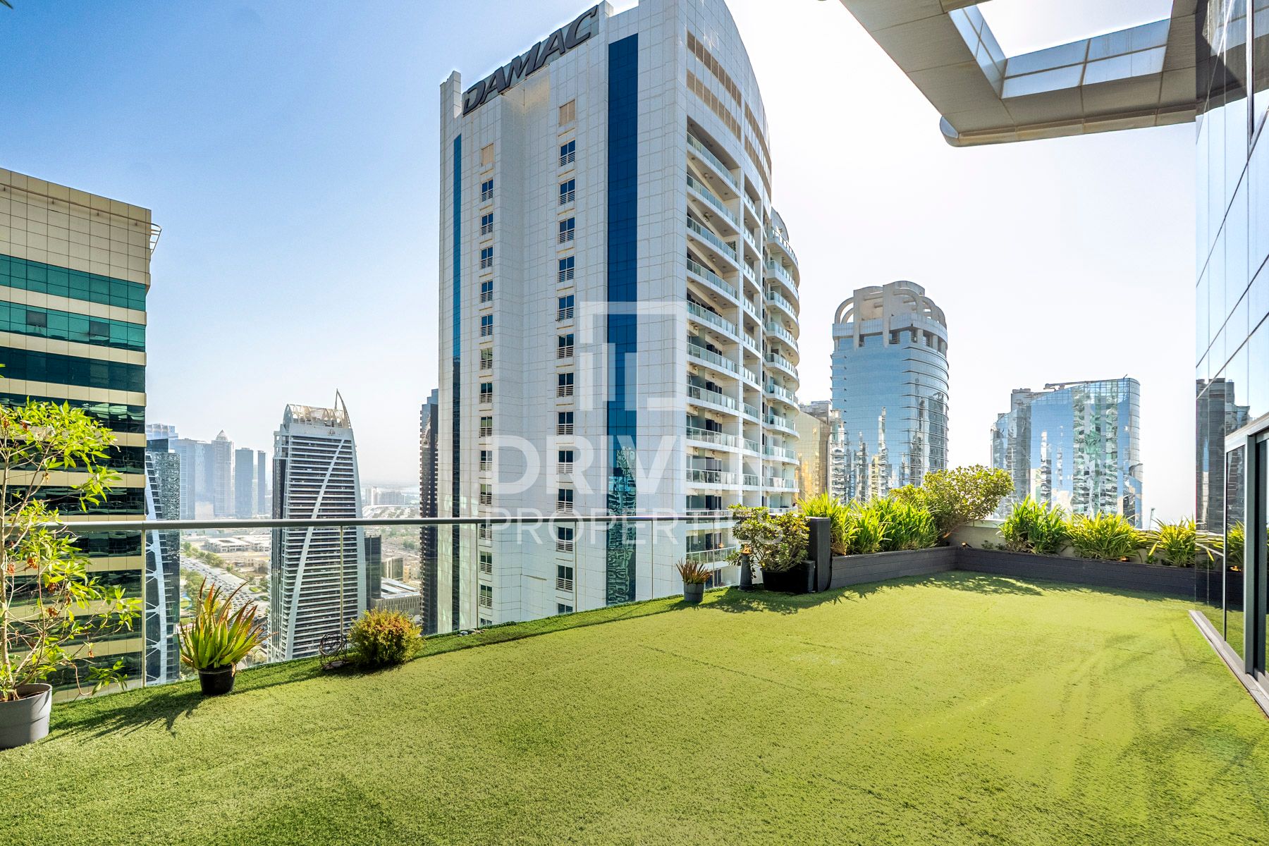 Premium Location Spacious Layout Lake View