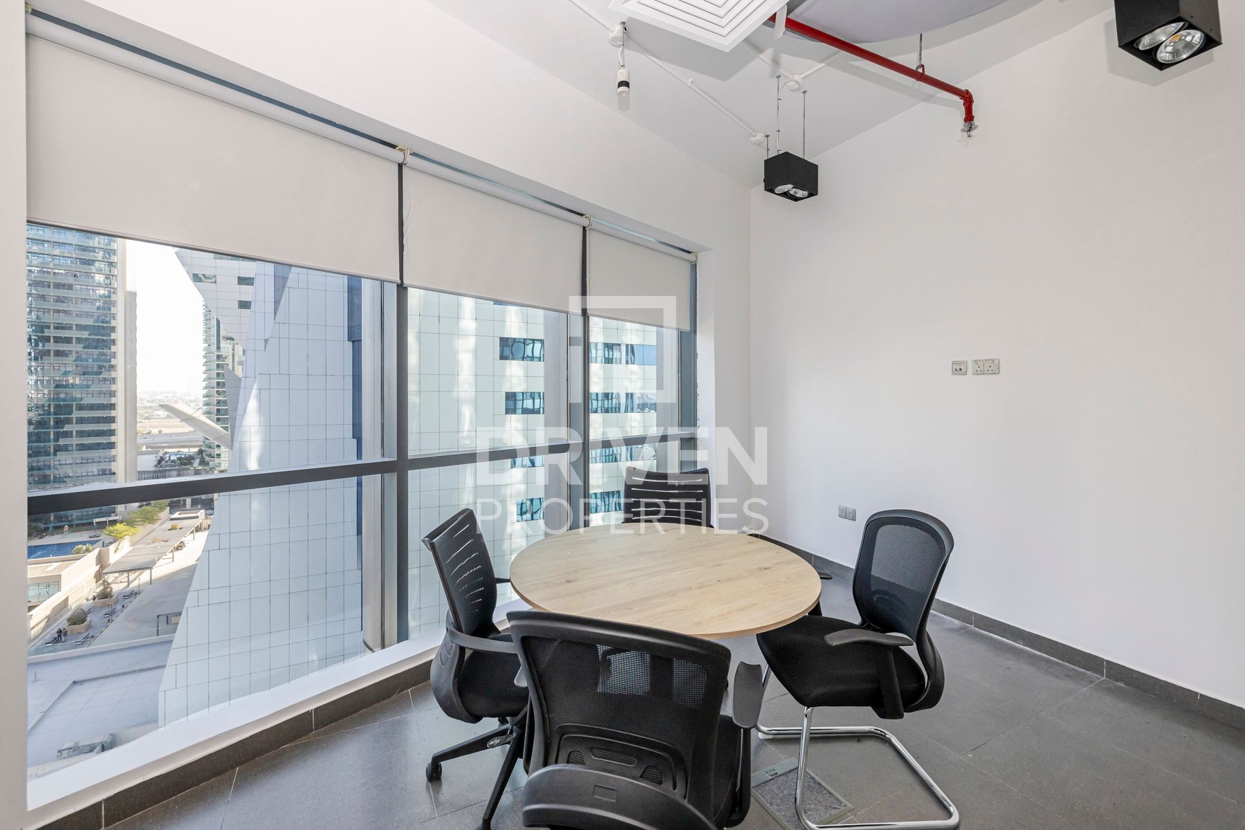 Spacious office Ideal Location Panoramic View
