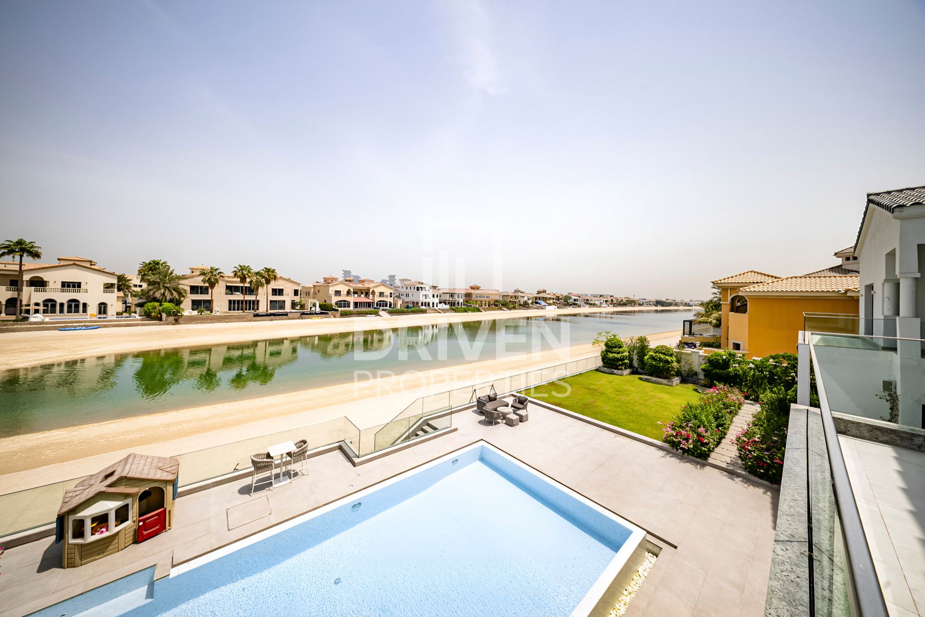 6 bedroom villa for sale in Signature Villas Frond B | Extended GFA Upgraded Villa Sunset View 6 bedroom villa for sale in Signature Villas Frond B. Extended GFA Upgraded Villa Sunset View