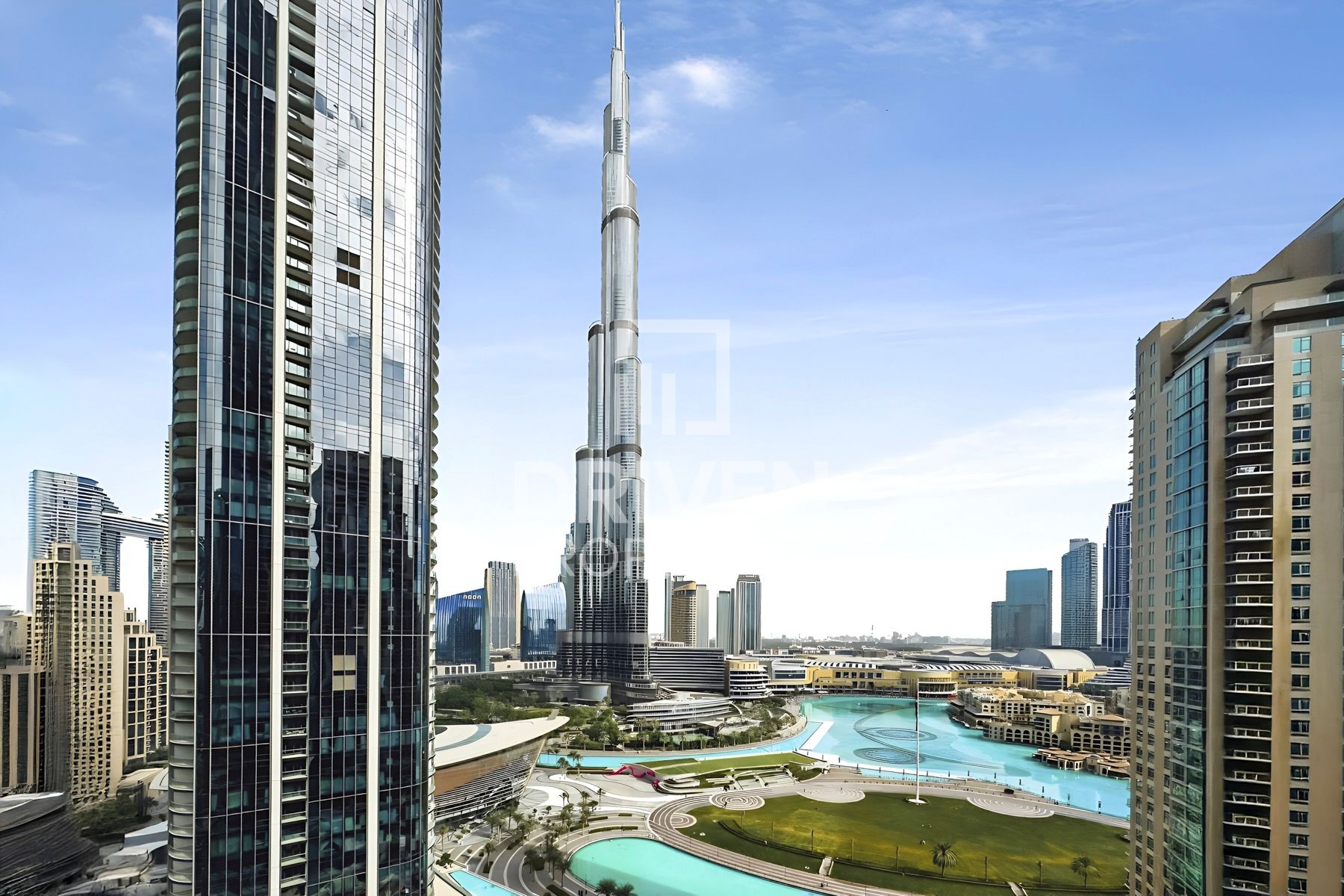 Iconic Burj Khalifa Fountain Views Spacious Unit