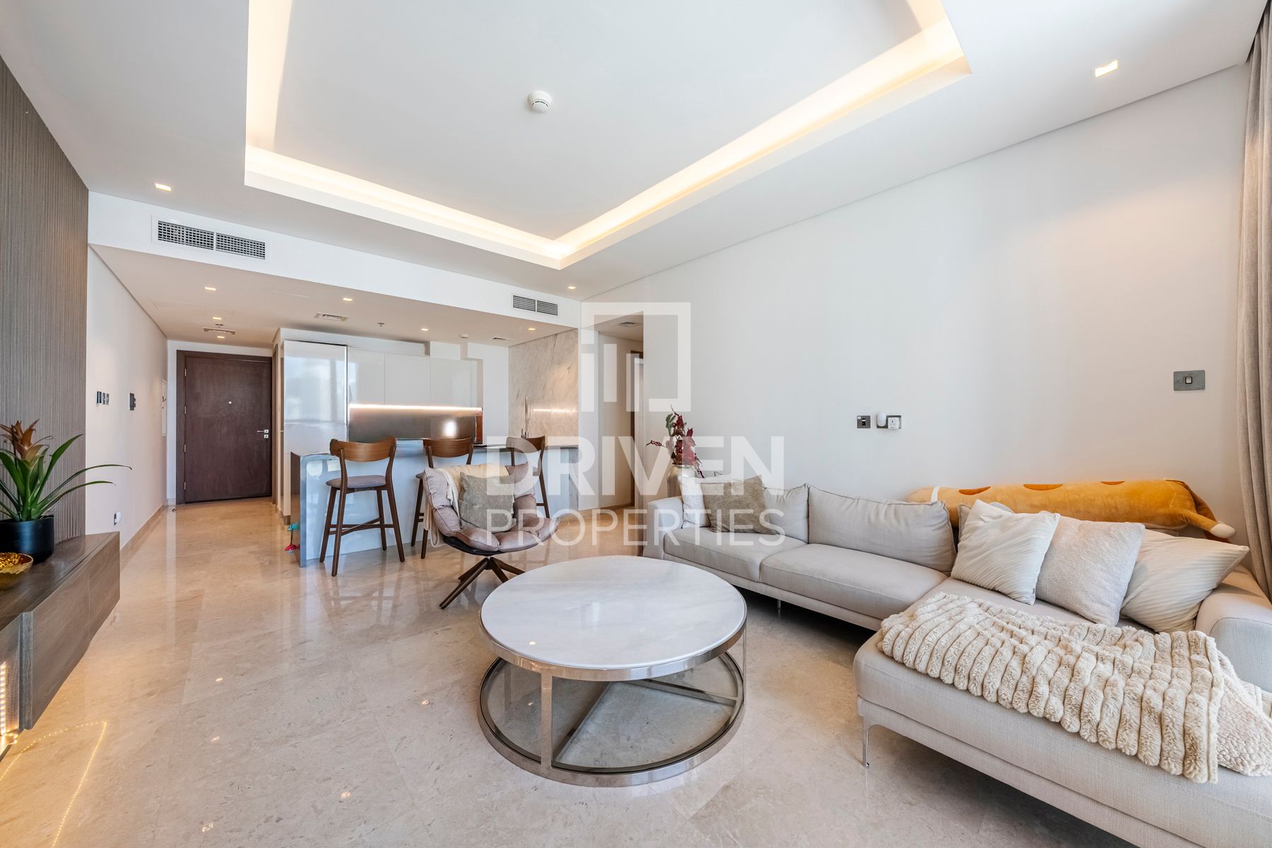 Amazing Burj Khalifa View Central Location