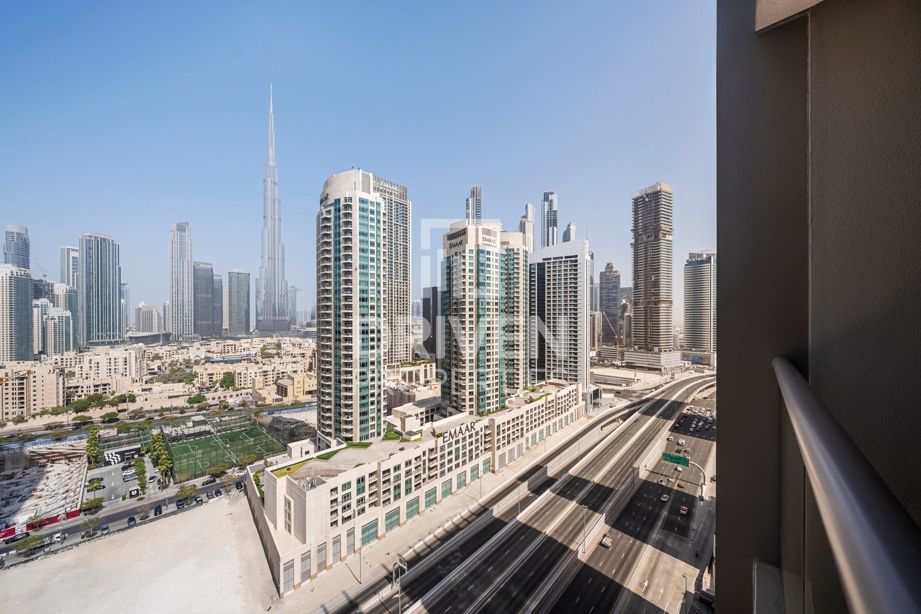 Amazing Burj Khalifa View Central Location