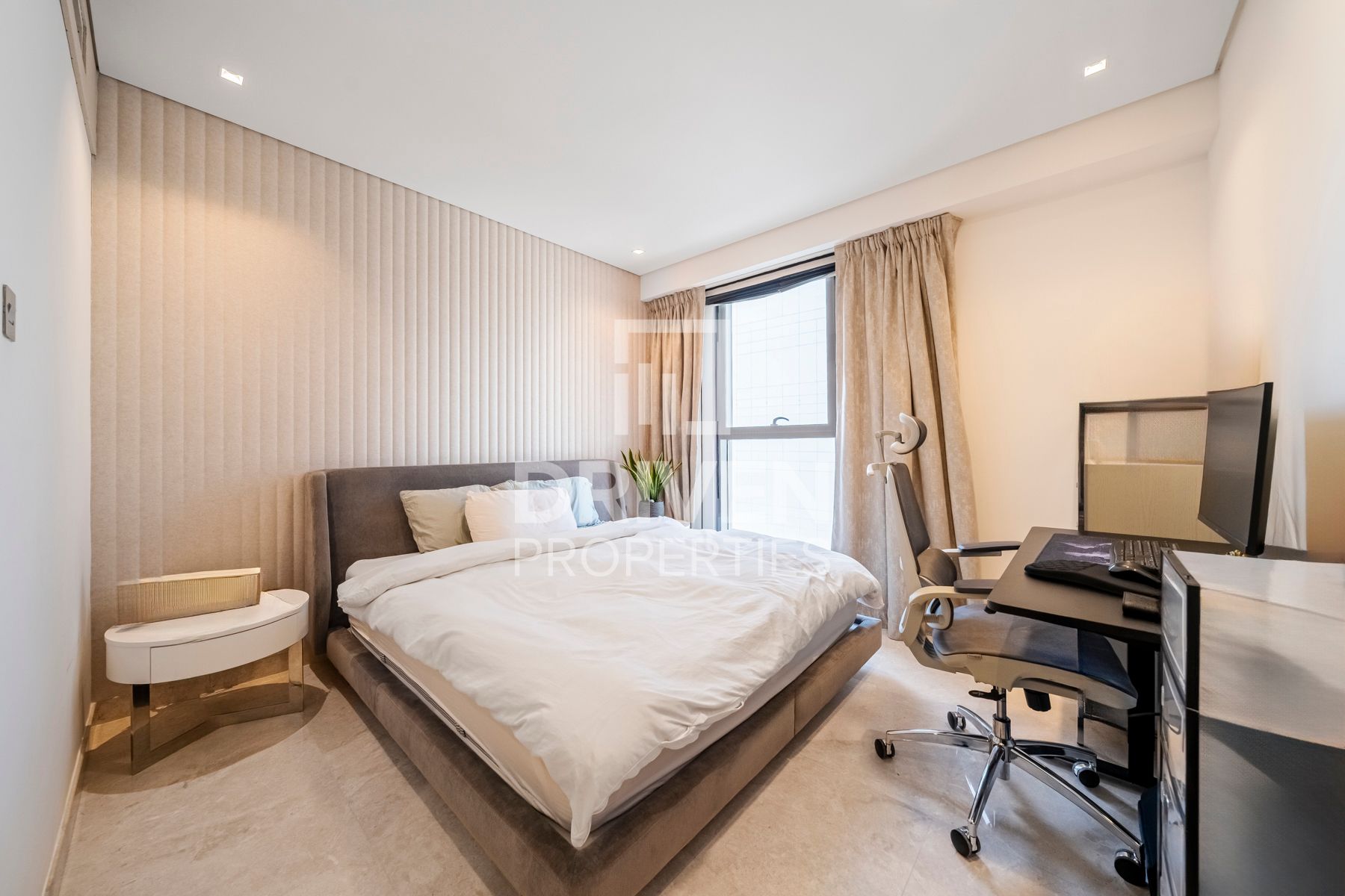 Amazing Burj Khalifa View Central Location