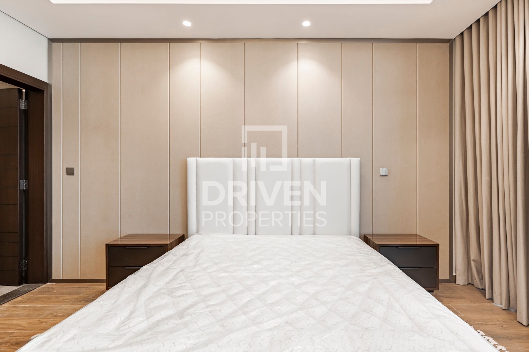 Fully Furnished Spacious and Elegant Living