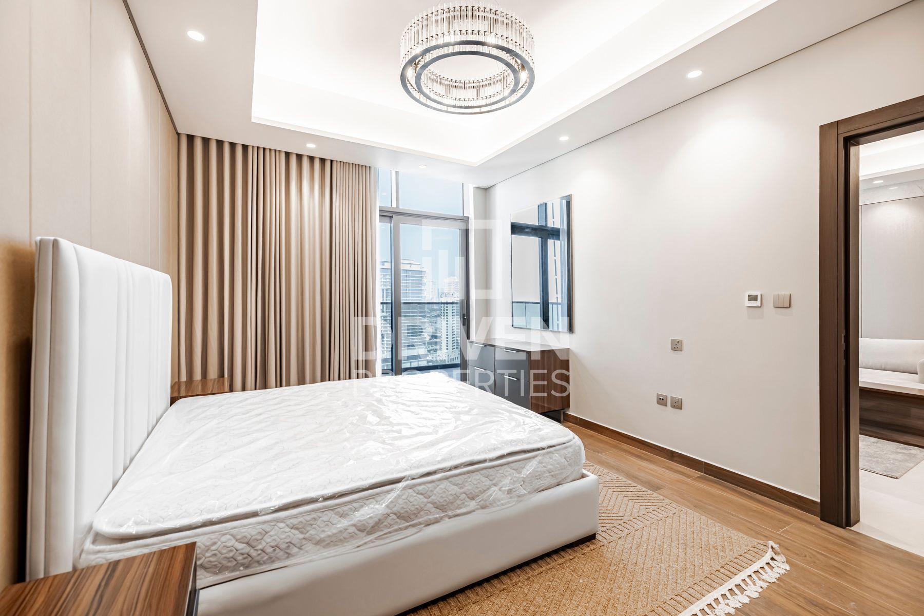 Fully Furnished Spacious and Elegant Living