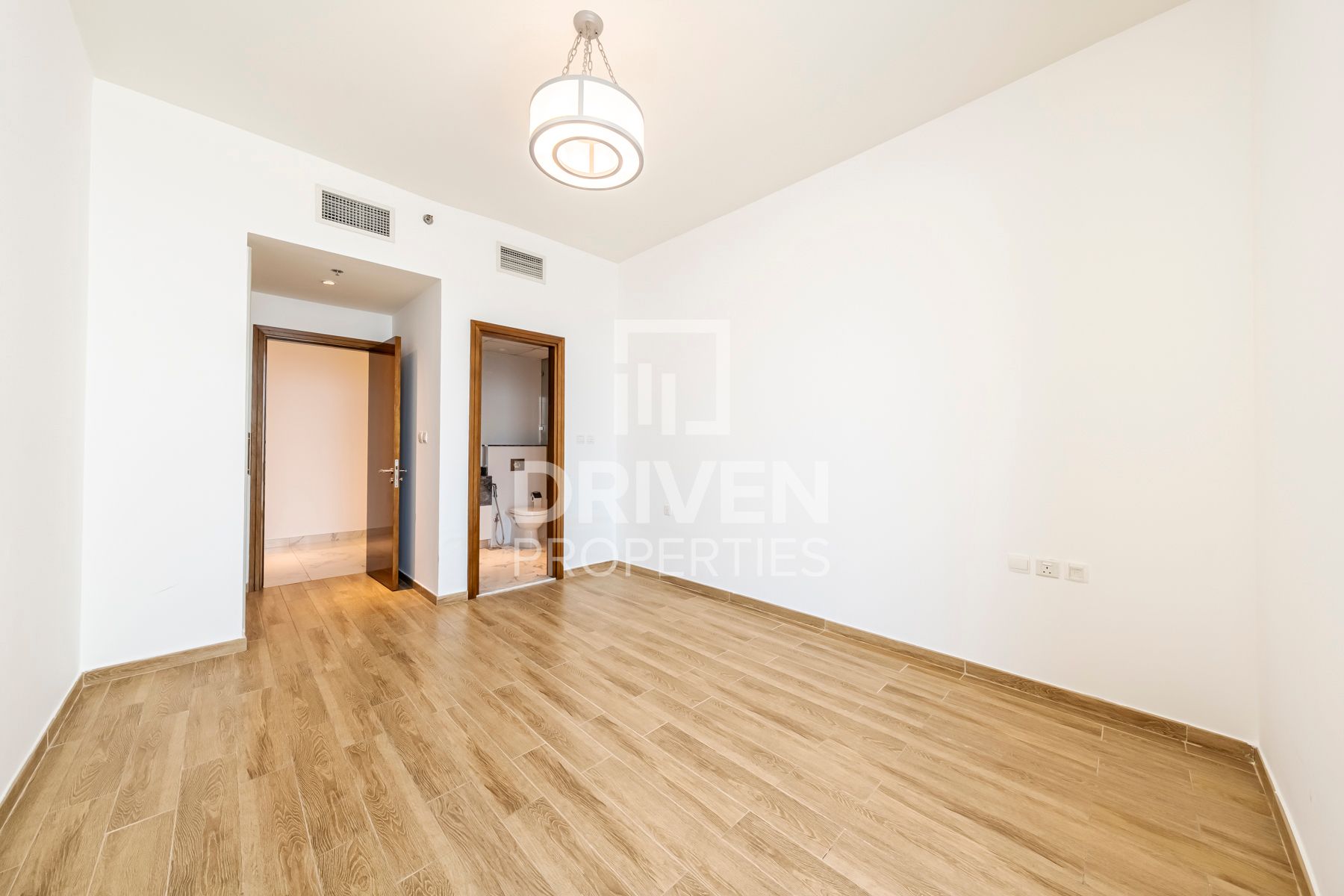 Vacant High Floor Corner Sea and Meydan View