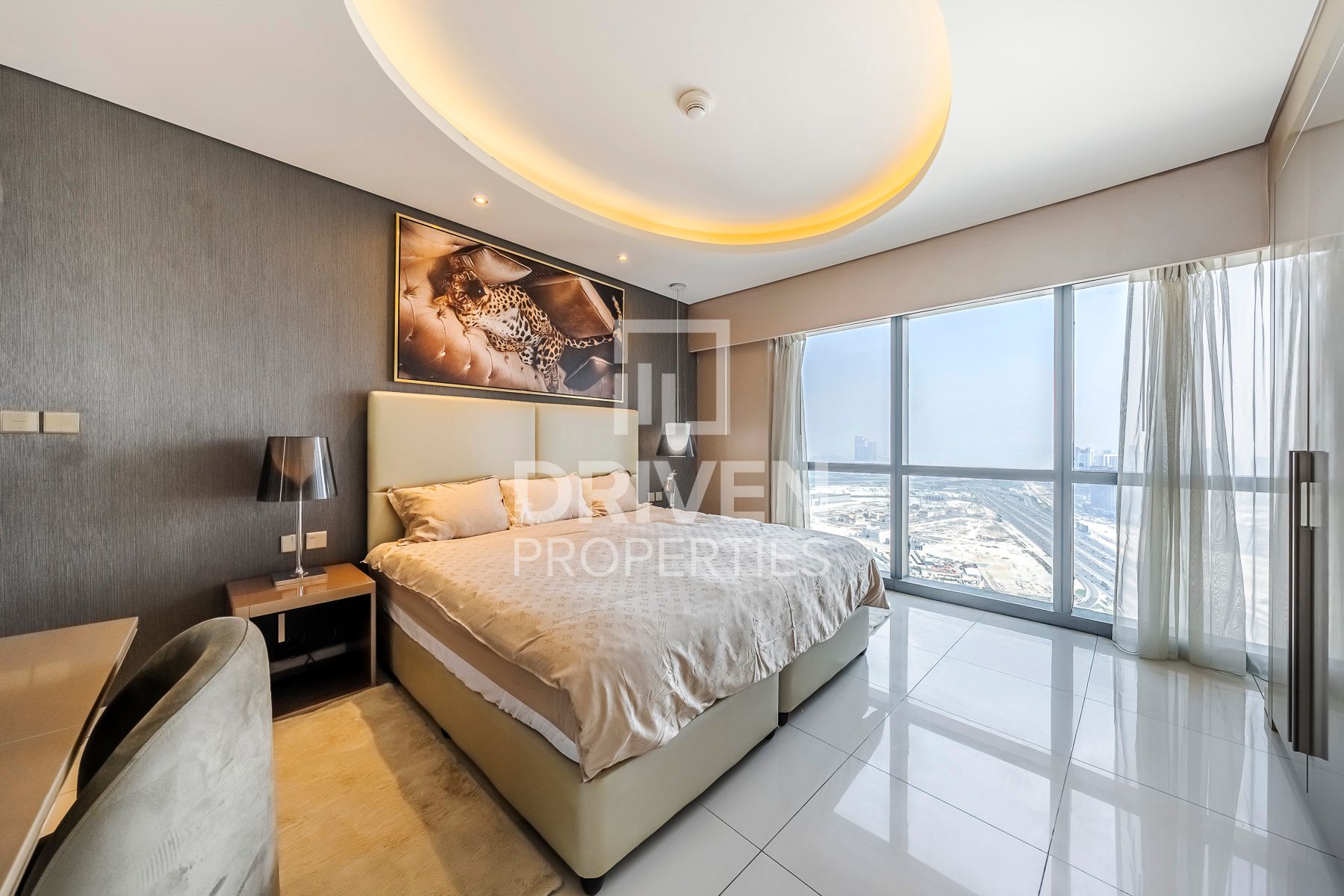 High Floor and Spacious Ready to move in