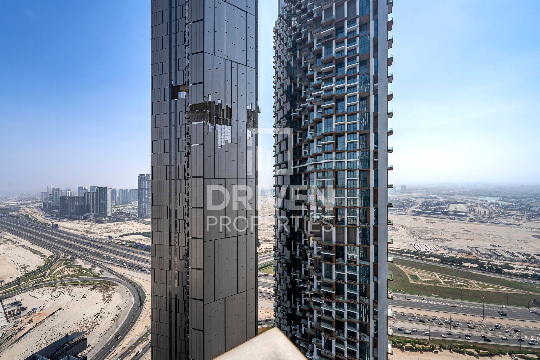 High Floor and Spacious Ready to move in