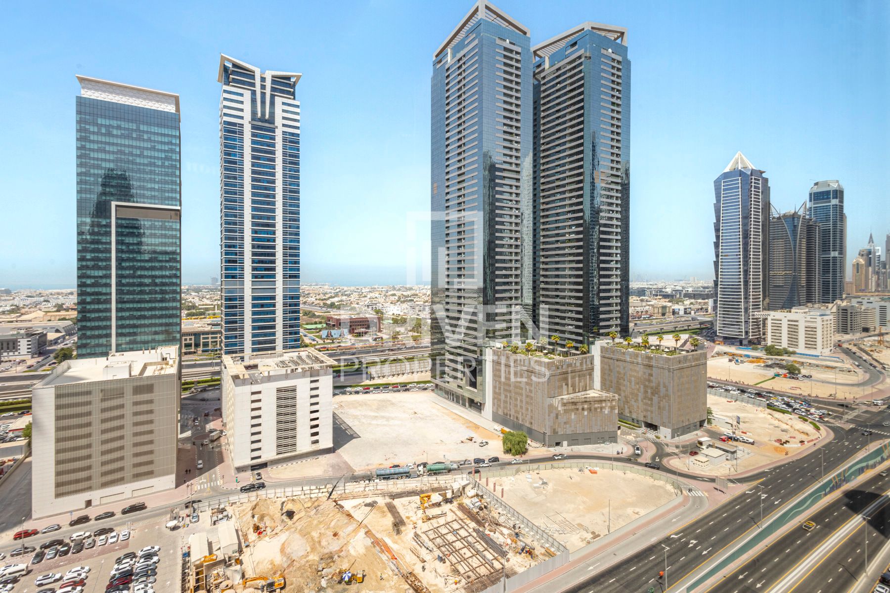 Office for Lease Near Metro Semi Furnished