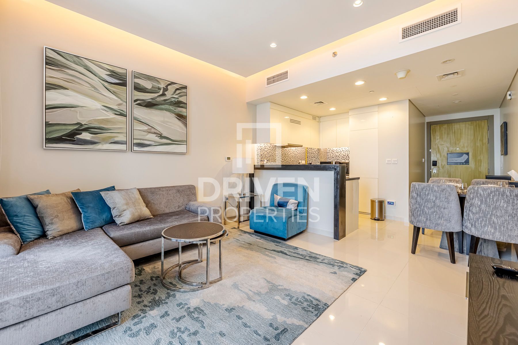 Modern Apartment Furnished Community View