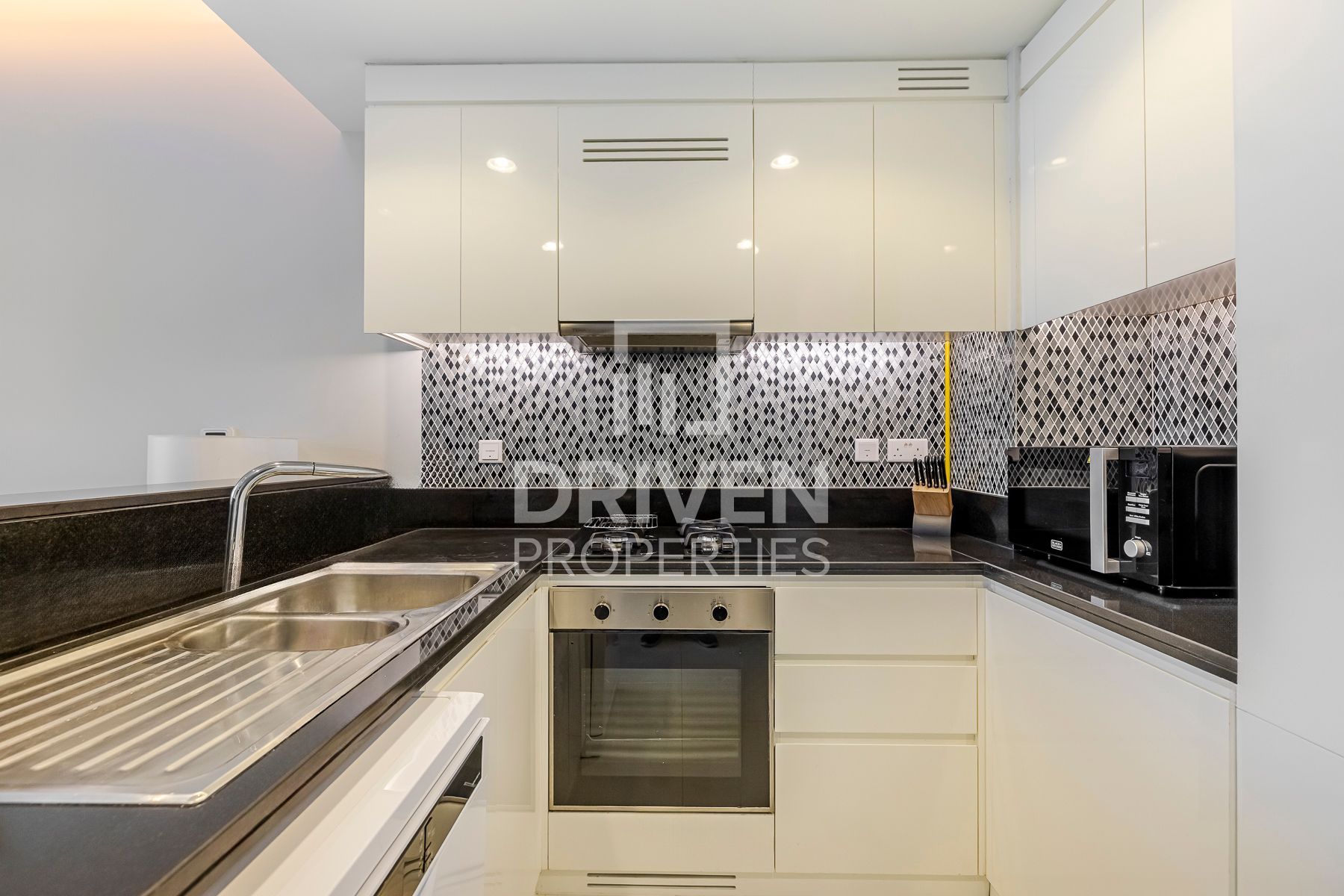 Modern Apartment Furnished Community View