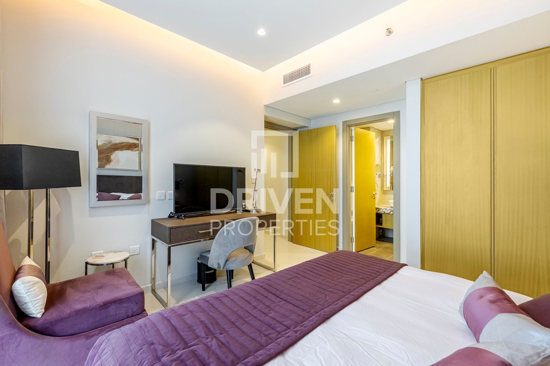 Modern Apartment Furnished Community View