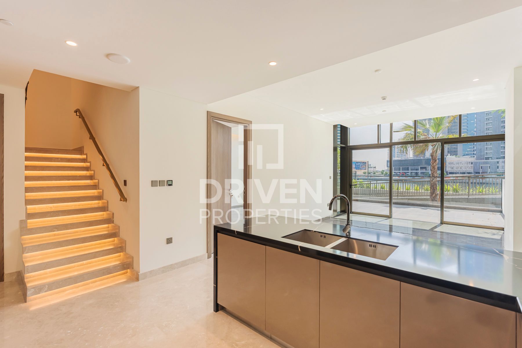 Loft Duplex Type plus Maids Room Canal View