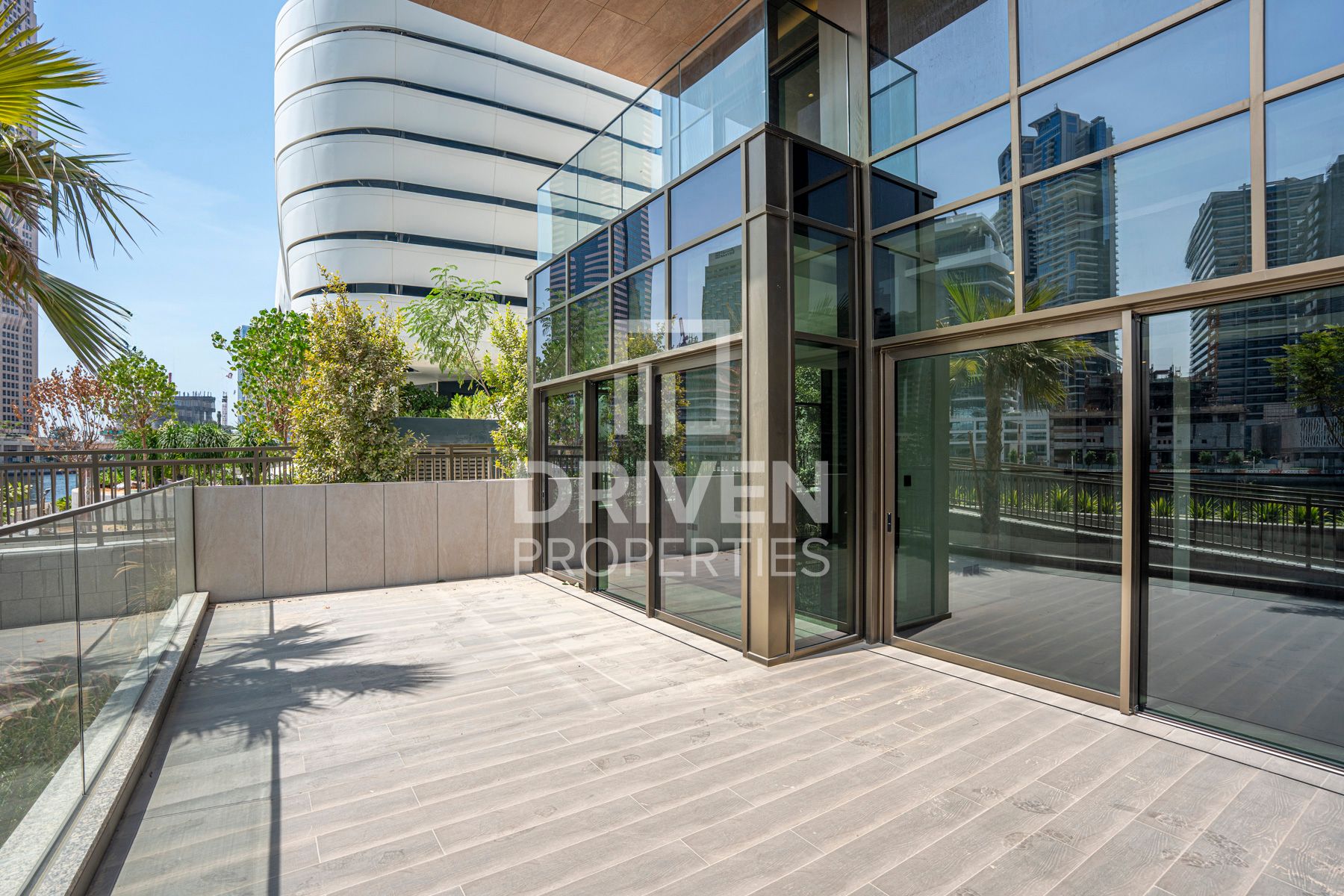 Loft Duplex Type plus Maids Room Canal View