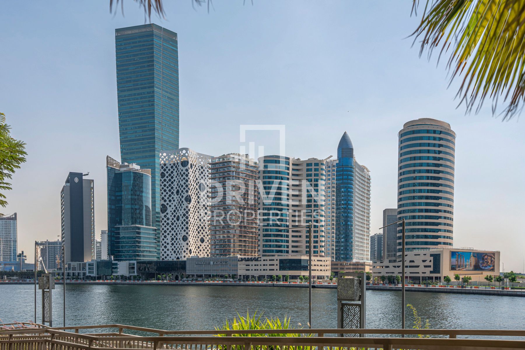 Loft Duplex Type plus Maids Room Canal View