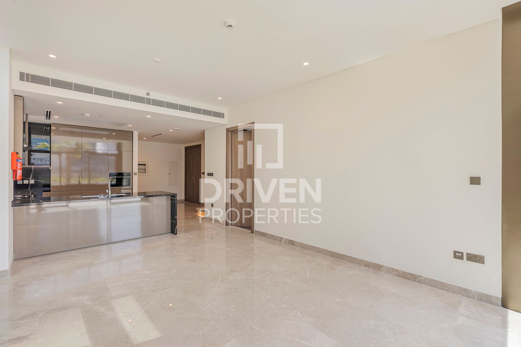 Loft Duplex Type plus Maids Room Canal View