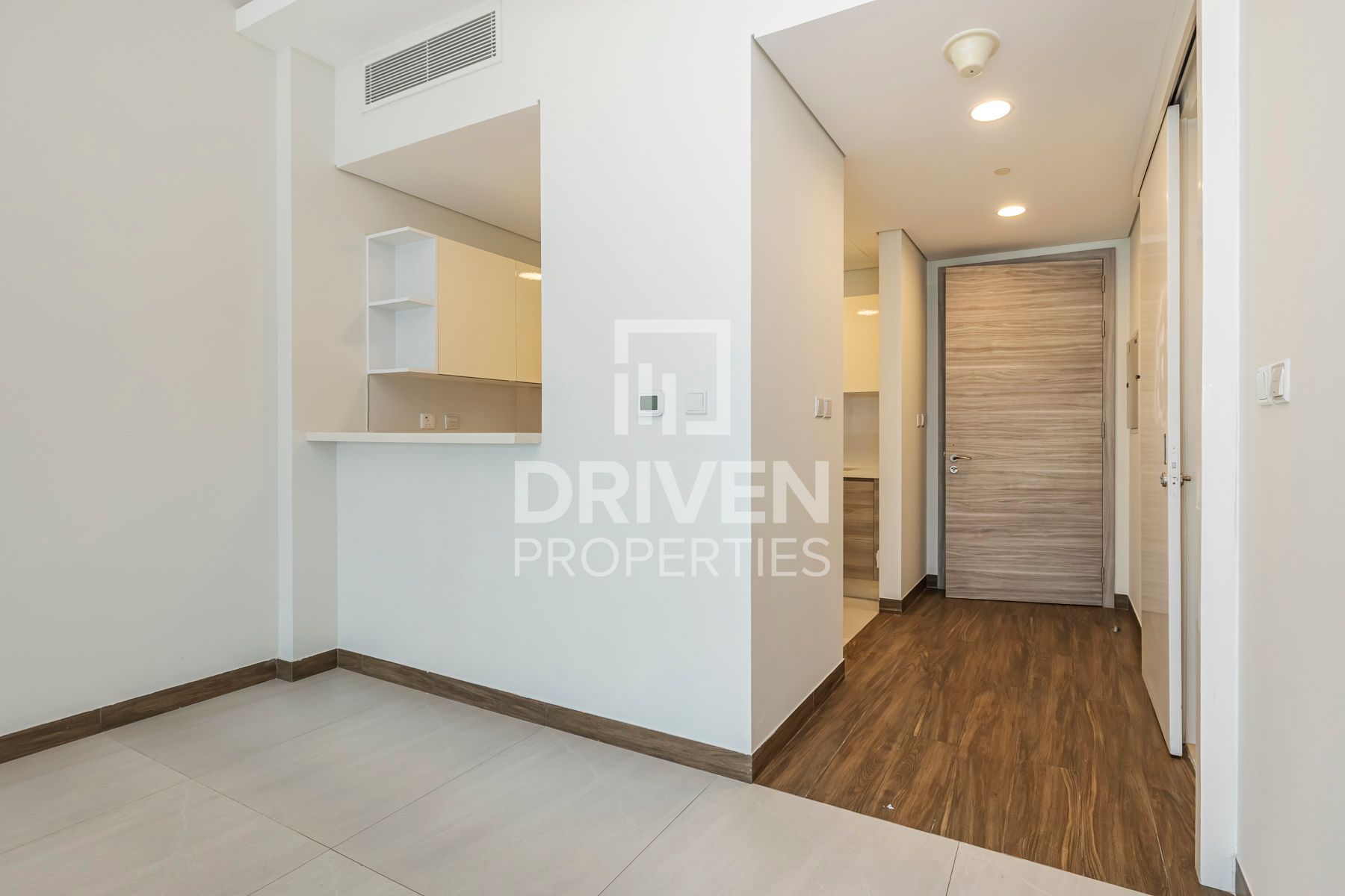 Prime Area High Quality Finishing Commodious