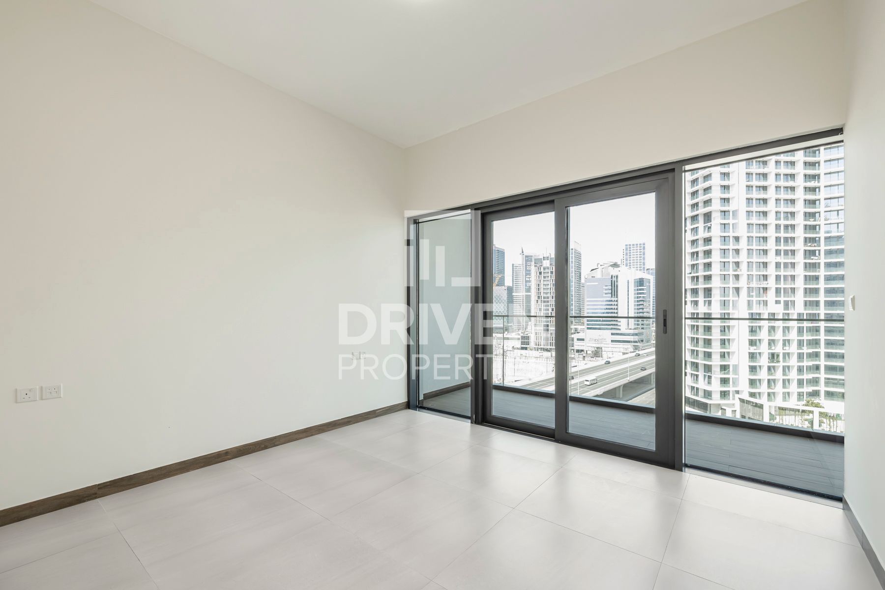 Prime Area High Quality Finishing Commodious