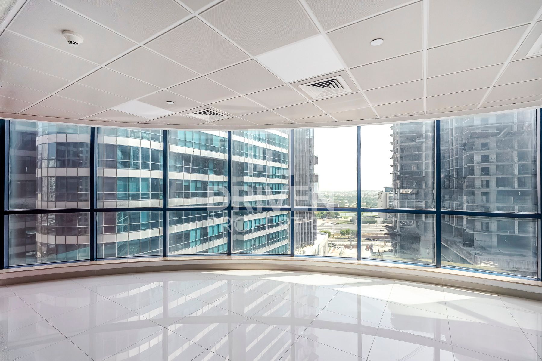 Vacant office DMCC SZR View Close to metro