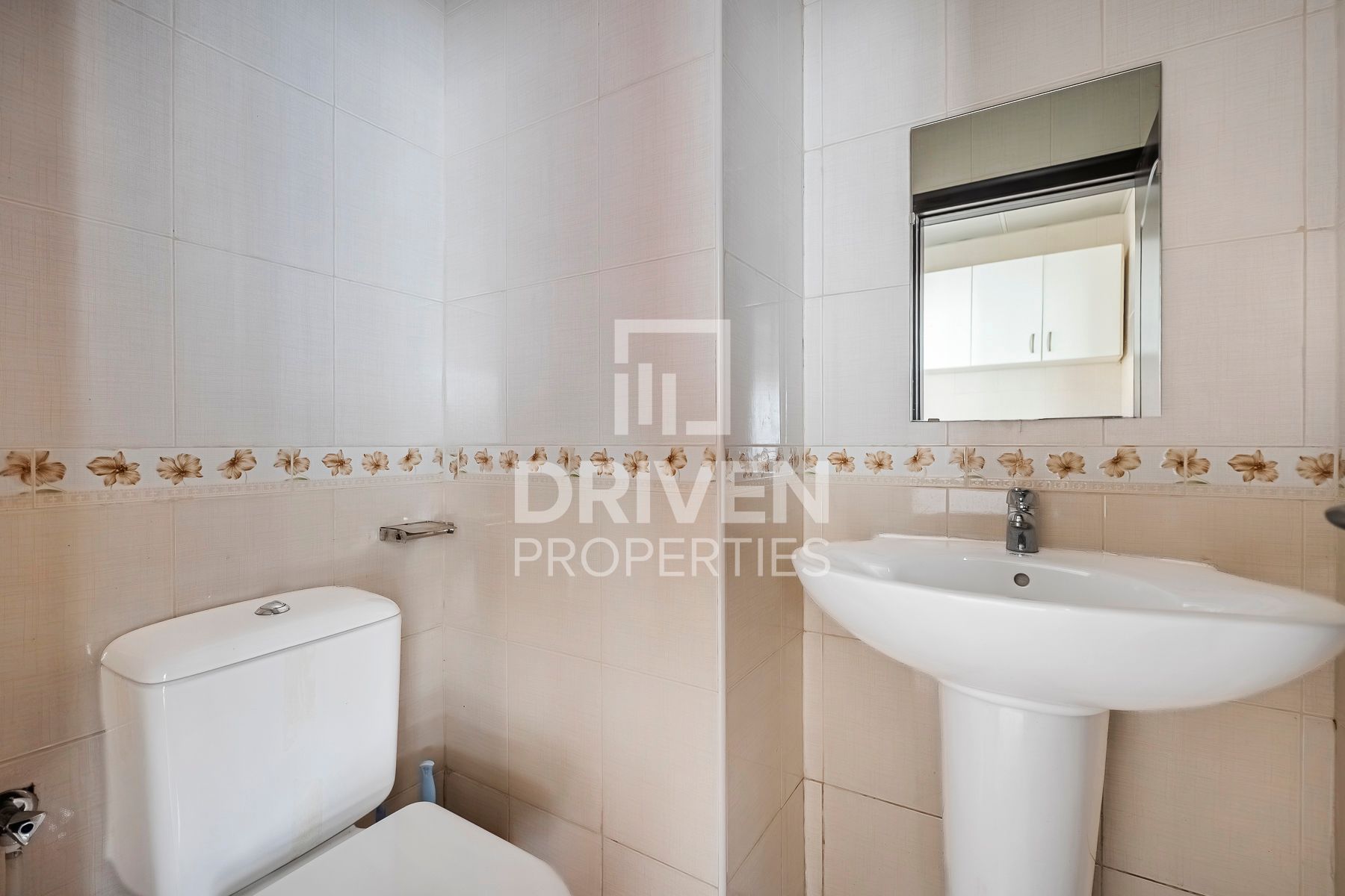 Vacant office DMCC SZR View Close to metro