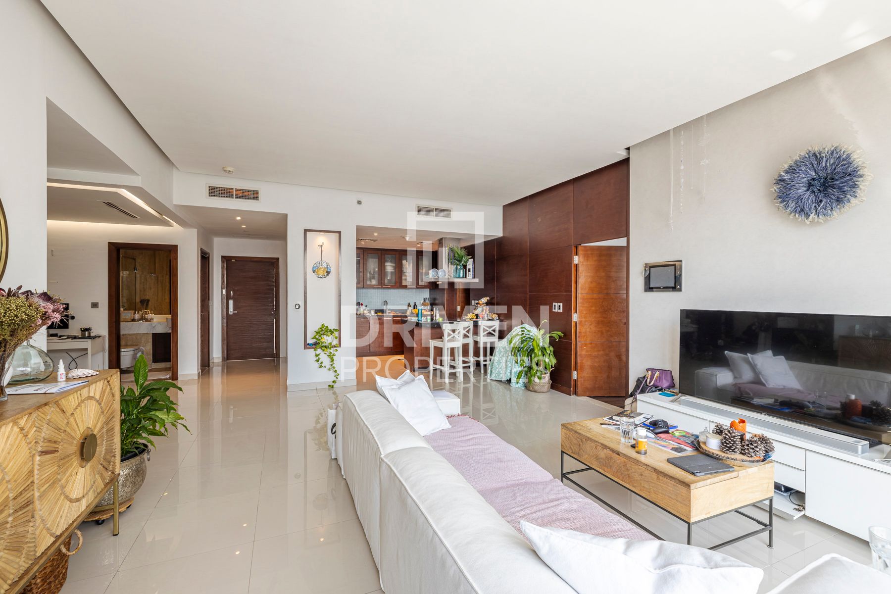 Spacious with Maids Room Tenanted Best Price