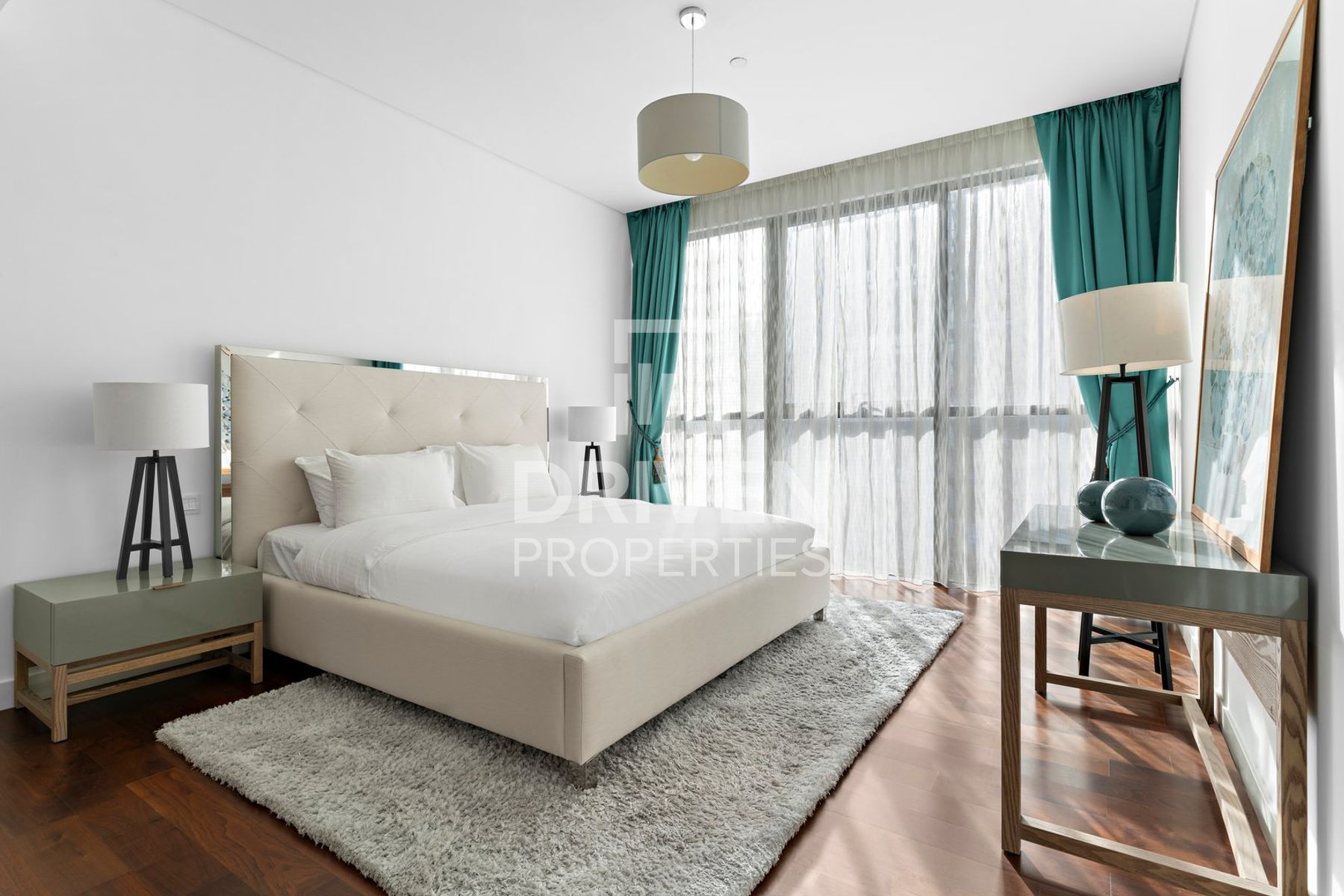 Furnished Spacious Layout Ready to Move-in