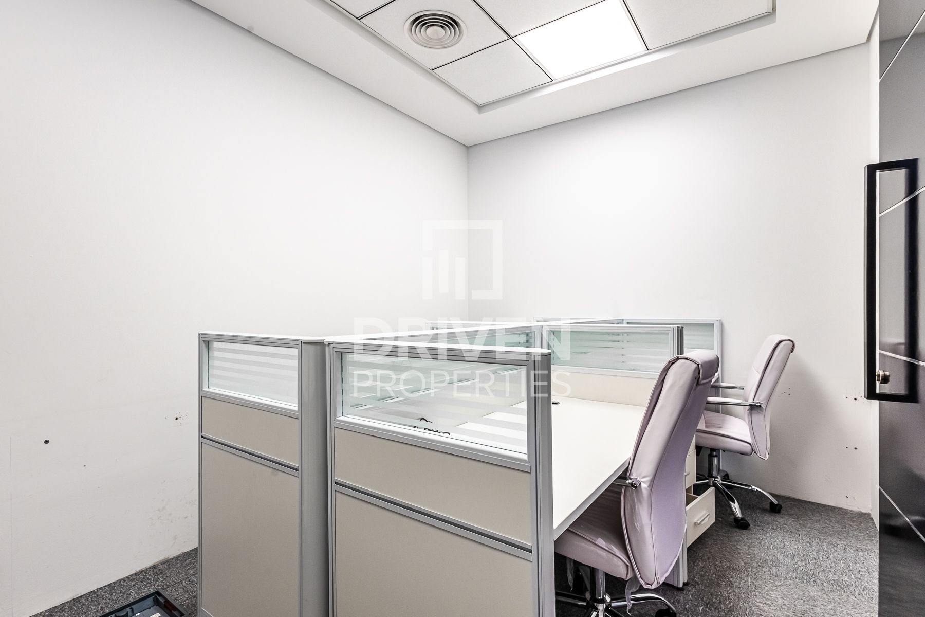 Designer Finished Upgraded Office Vacant