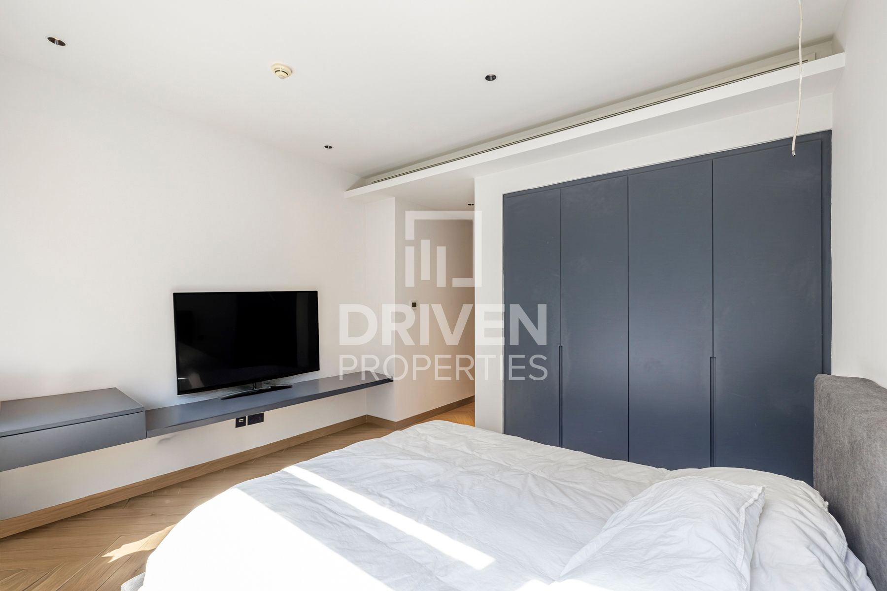 High-End Furnishings Upgraded  Elegant Design