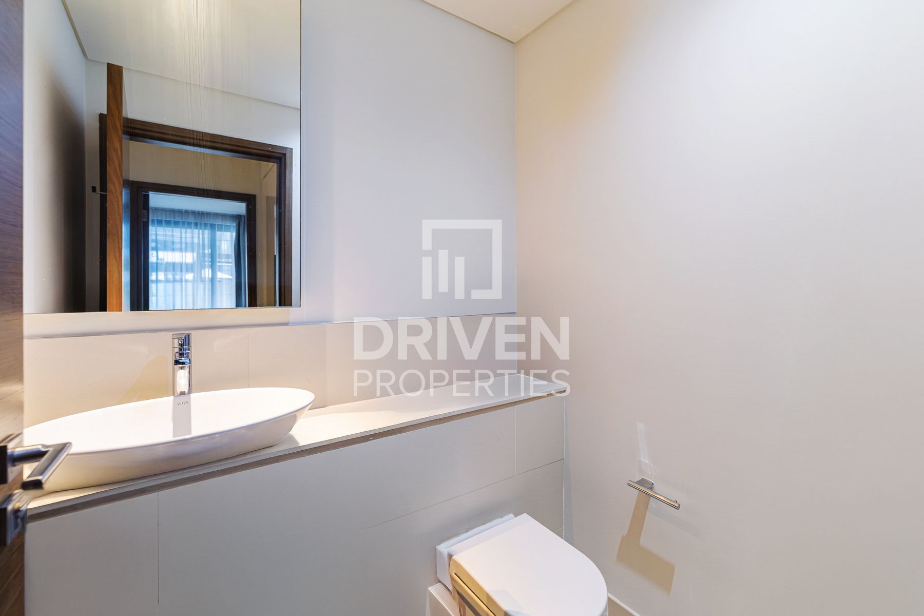 Spacious and Bright Direct Pool Access