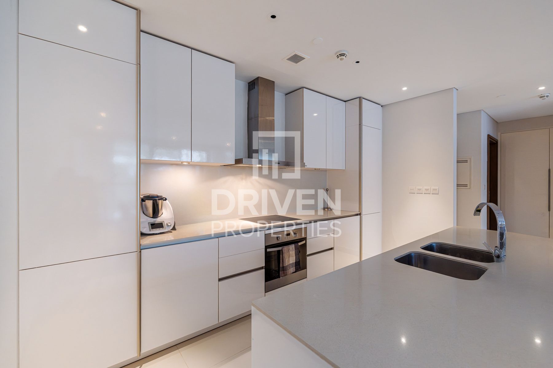 Spacious and Bright Direct Pool Access