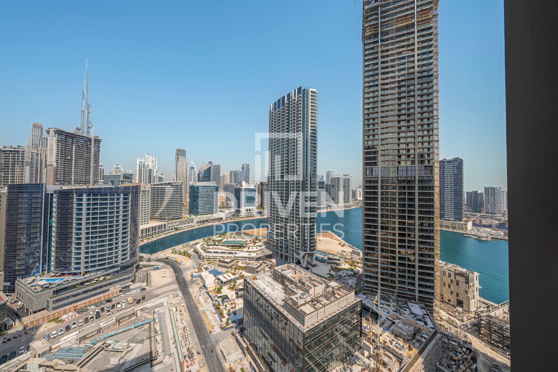 Brand New High Floor Multiple Cheques