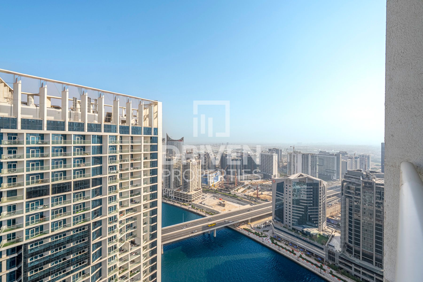 Amazing Studio Ready to move in High Floor