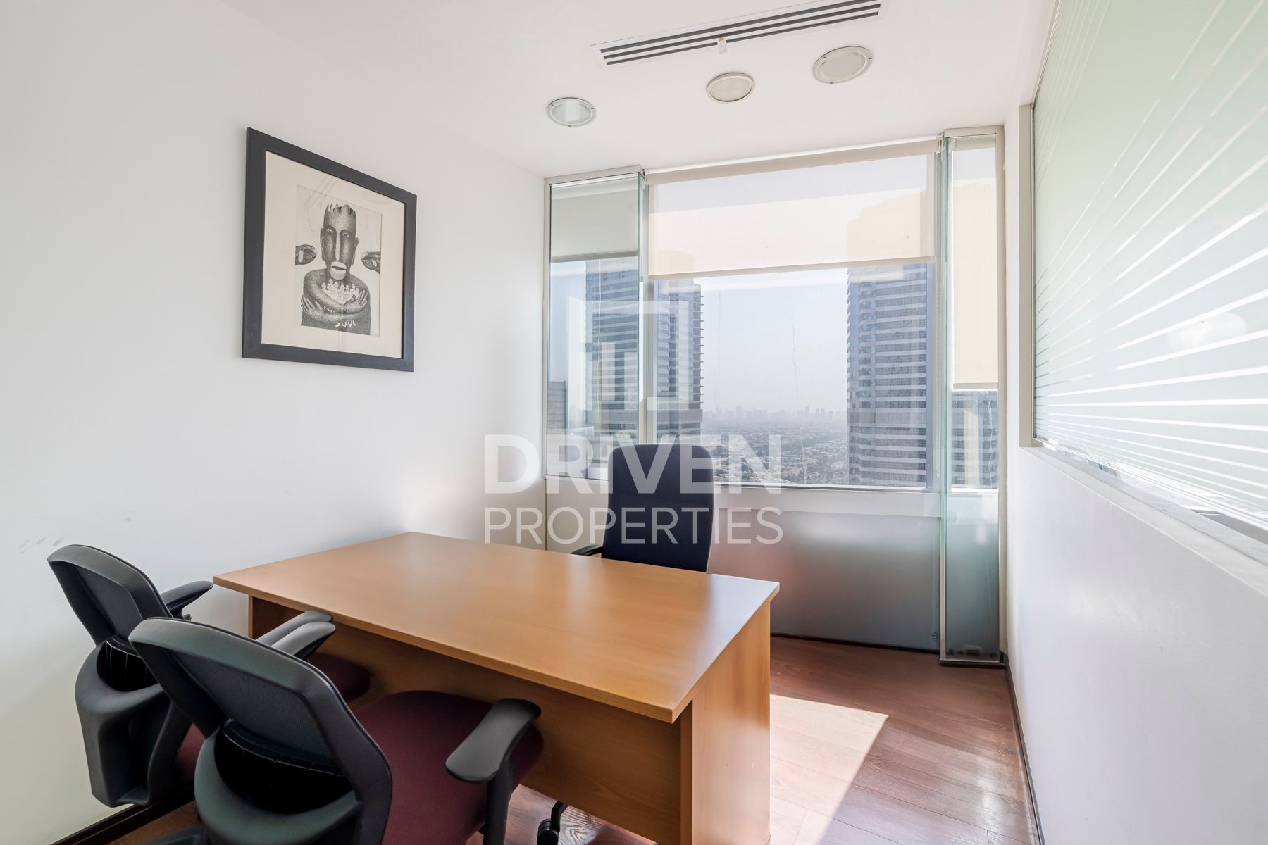 Combined 1471 sqft Fully Furnished Lake View