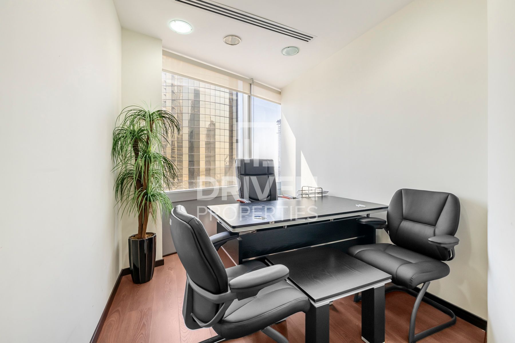 Fully Fitted Office Vacant Prime Location