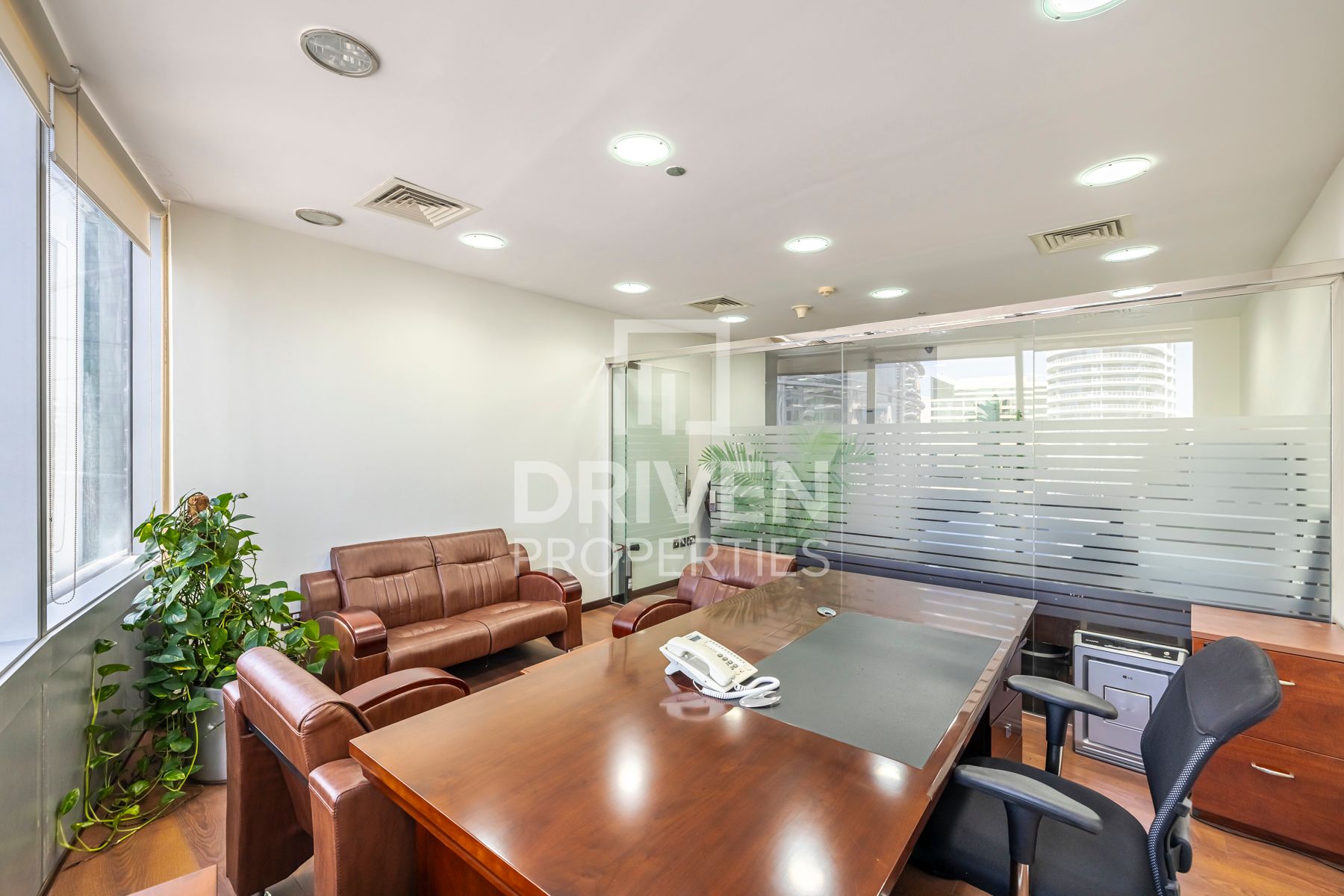 Fully Fitted Office Vacant Prime Location